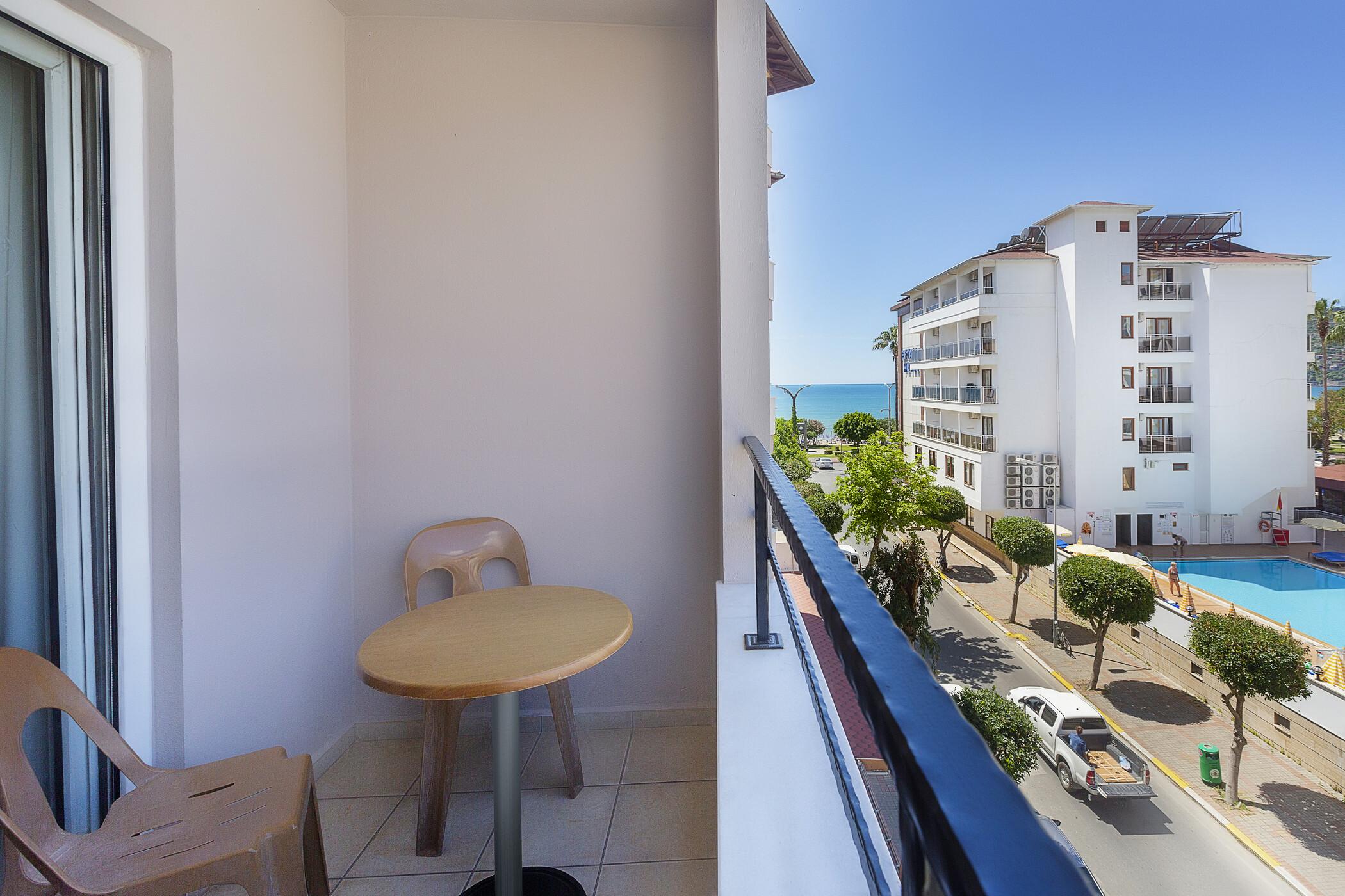 Alanya Beach Hotel Bagian luar foto