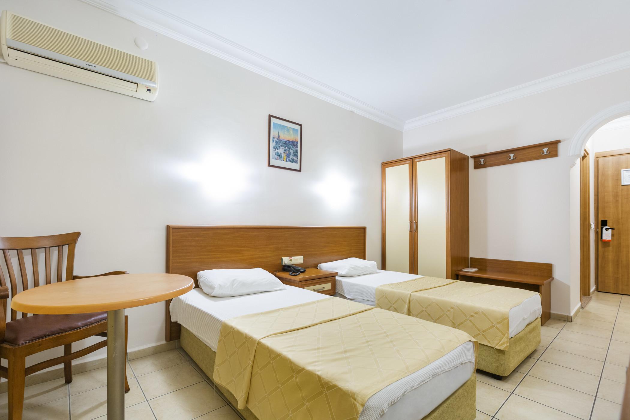 Alanya Beach Hotel Bagian luar foto
